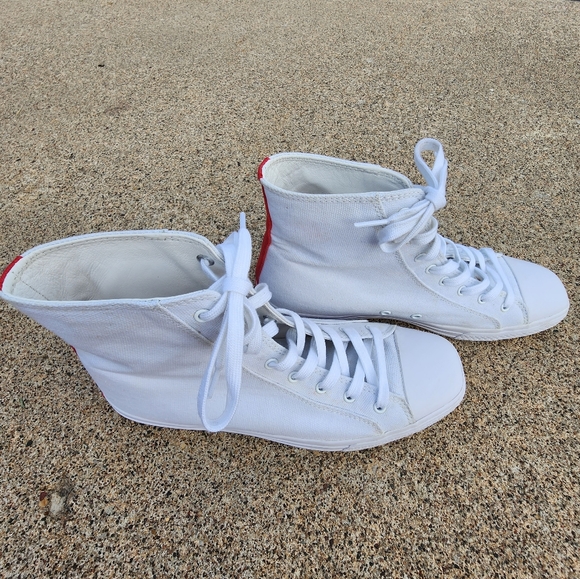 Calvin Klein Constantine 135 High-Top Sneakers - Picture 9 of 15